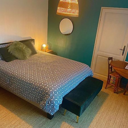 Saint-Maixent-lʼÉcole Chez Guilem Bed & Breakfast エクステリア 写真