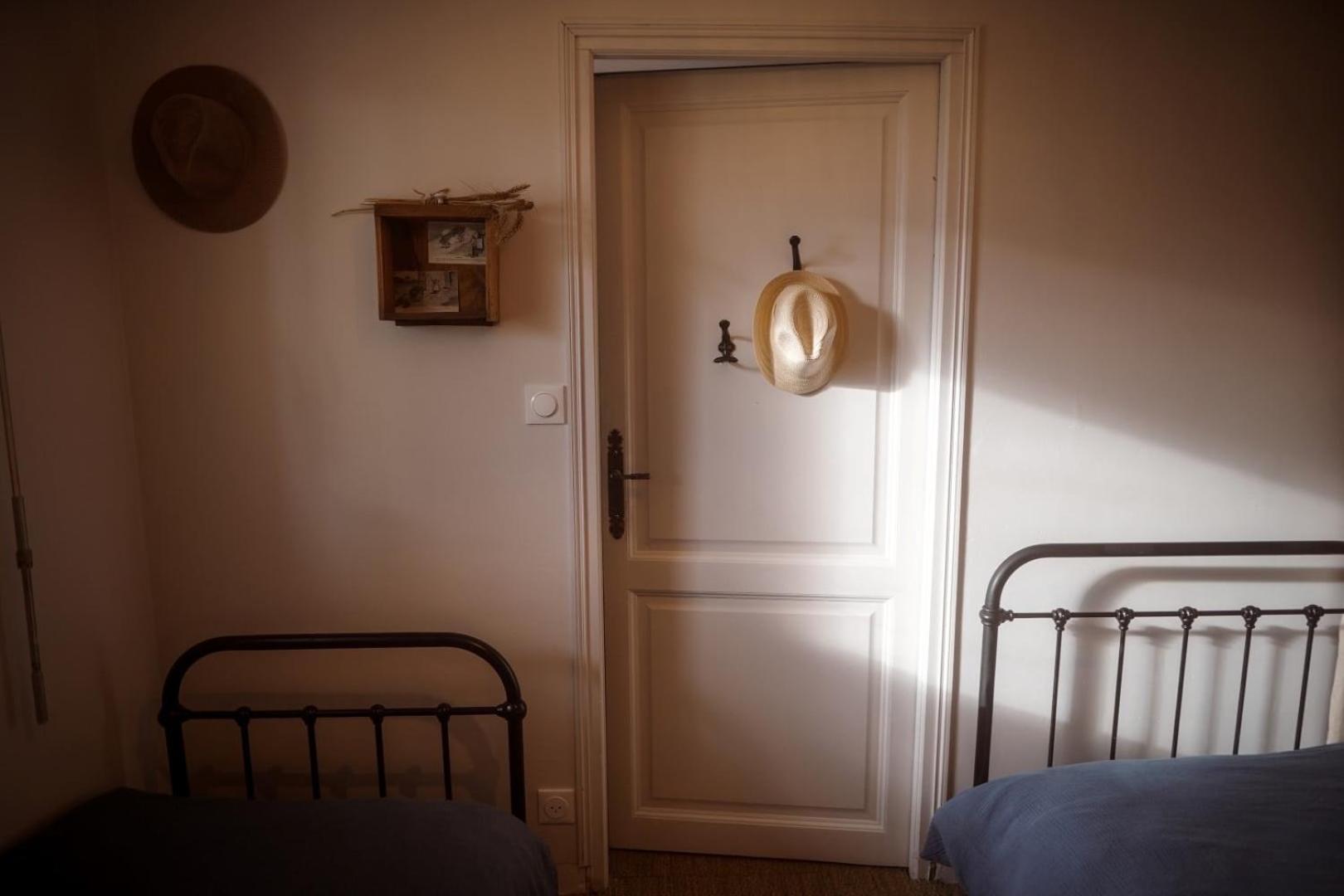 Saint-Maixent-lʼÉcole Chez Guilem Bed & Breakfast エクステリア 写真