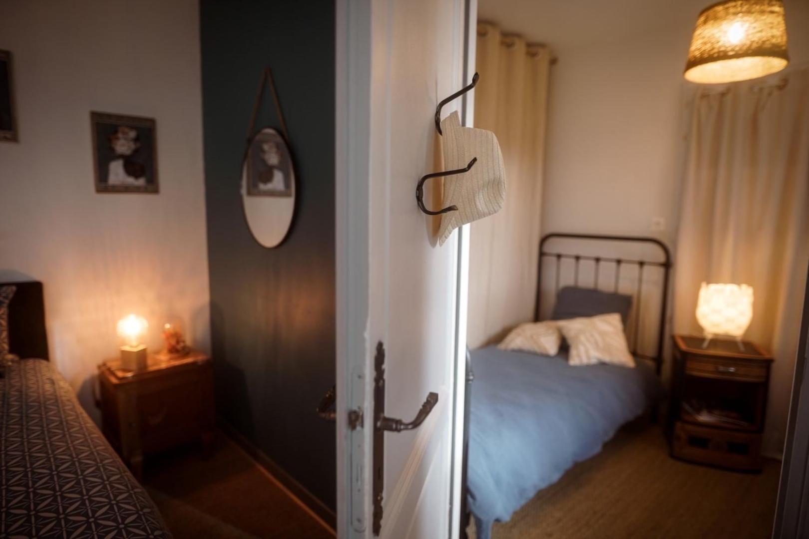 Saint-Maixent-lʼÉcole Chez Guilem Bed & Breakfast エクステリア 写真