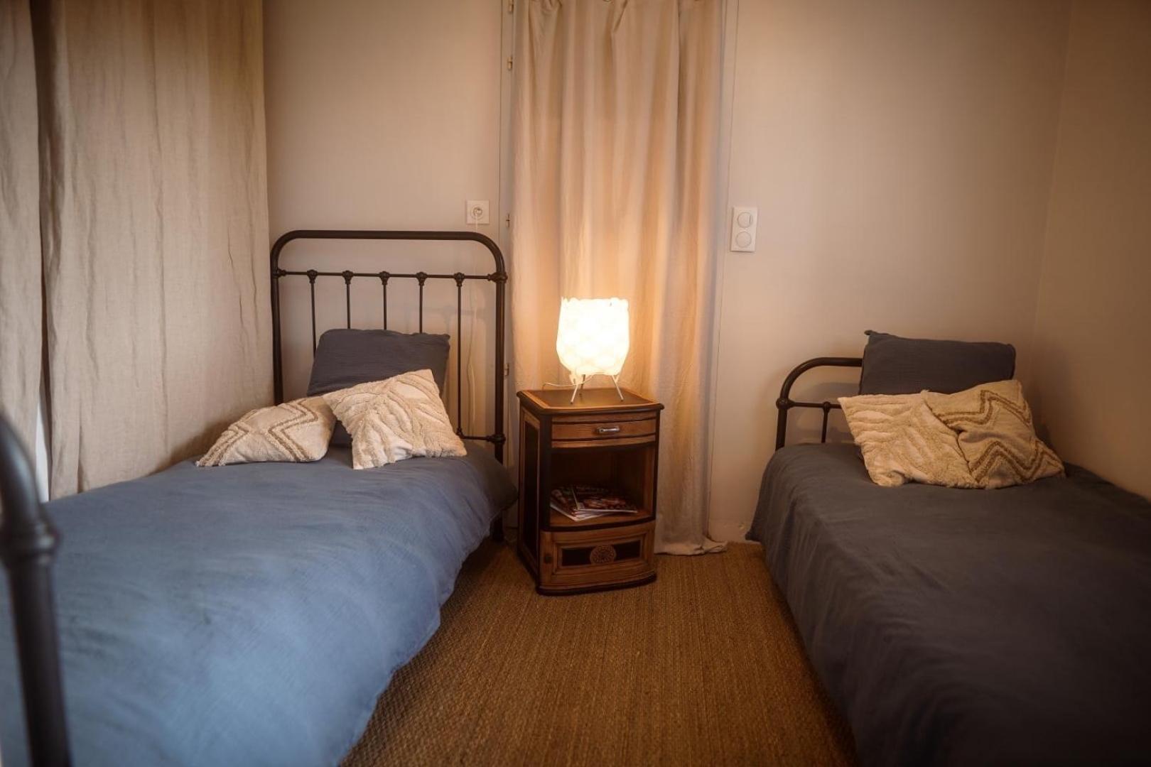 Saint-Maixent-lʼÉcole Chez Guilem Bed & Breakfast エクステリア 写真
